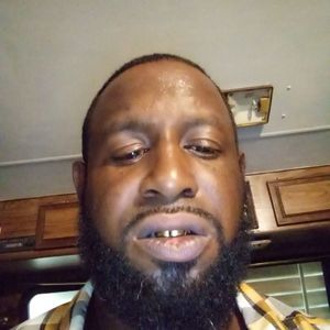 Meet your Posher, Travis